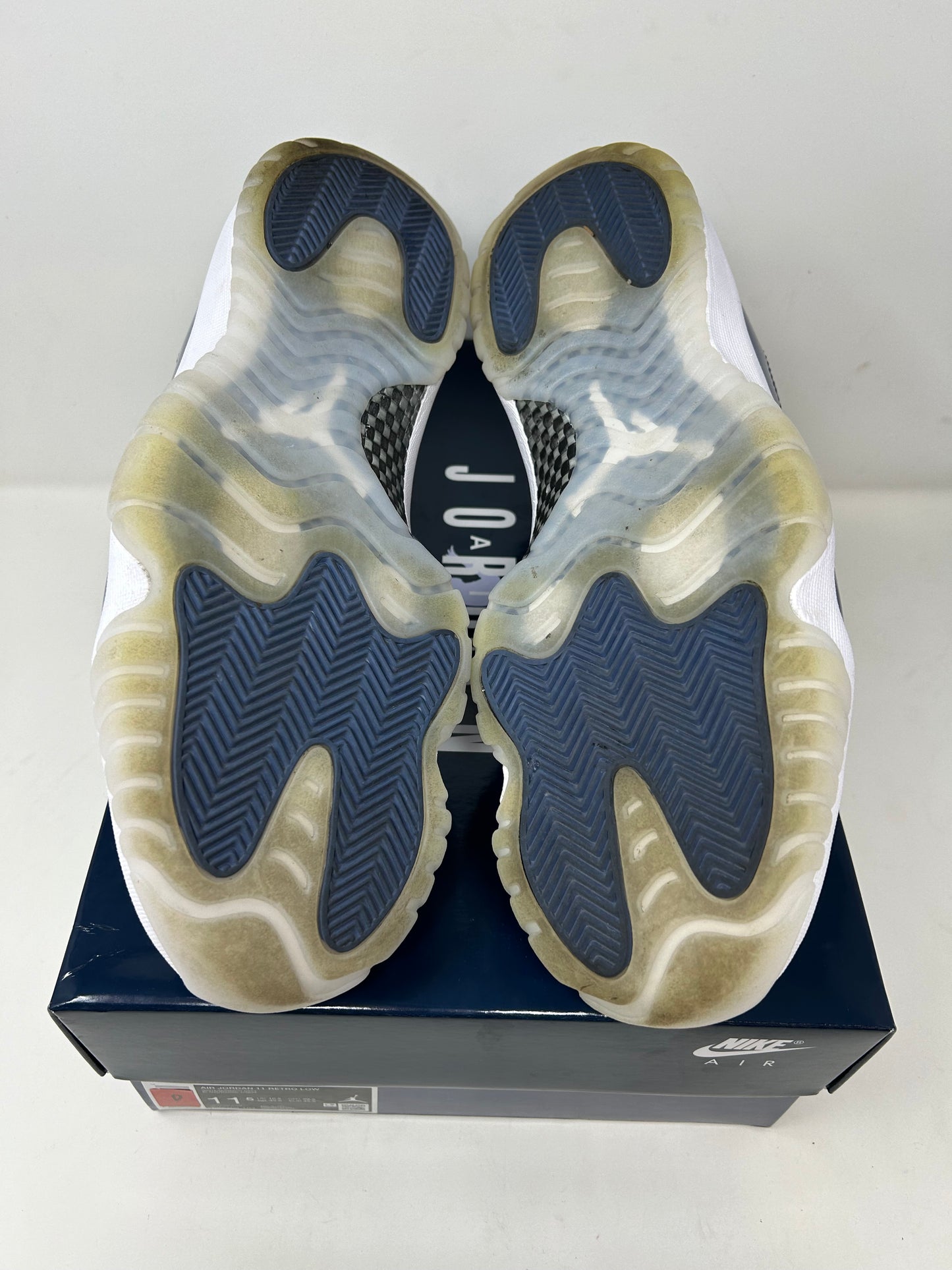 Jordan 11 Low “Diffused Blue”