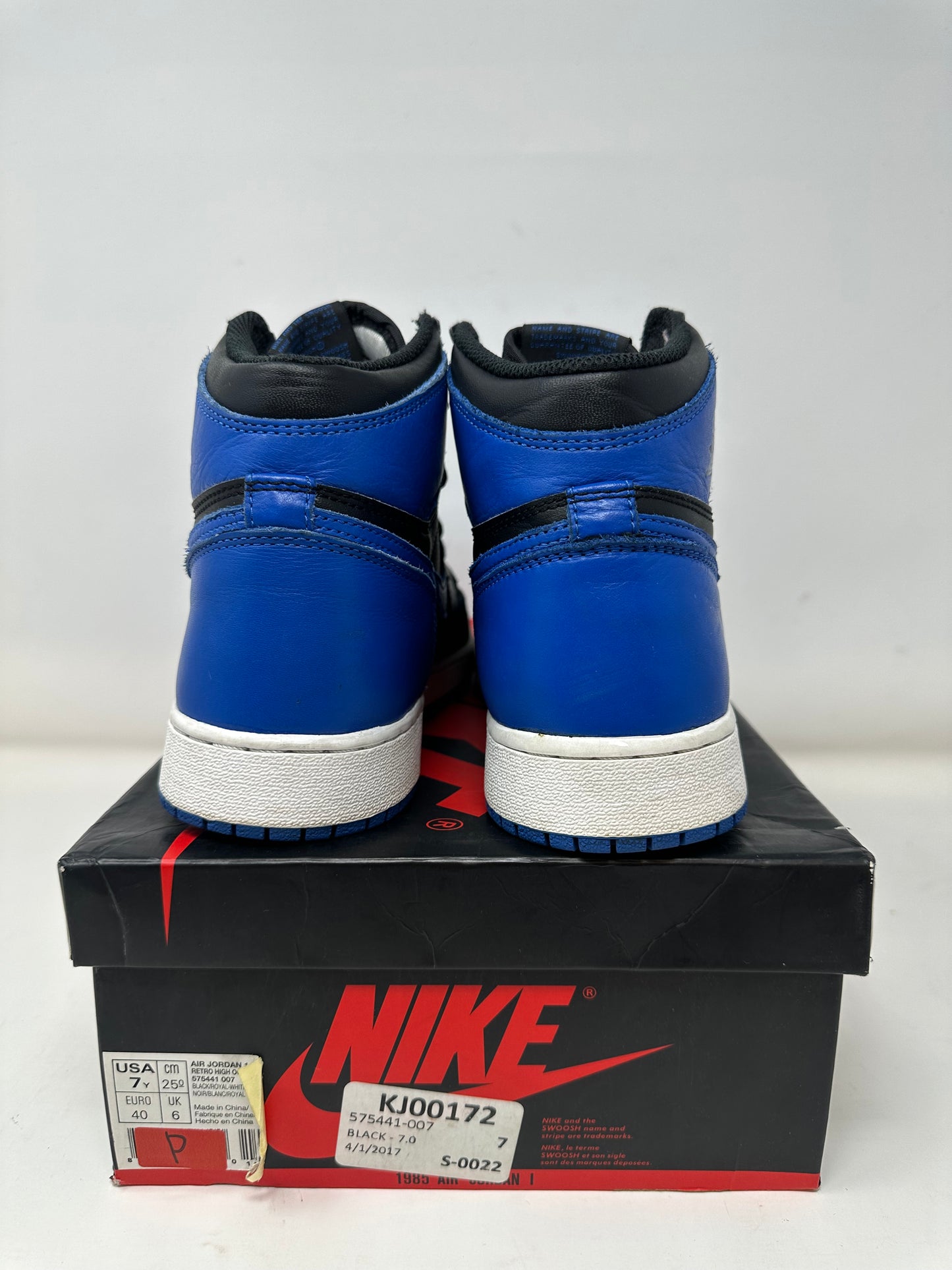 Jordan 1 GS “Royal”