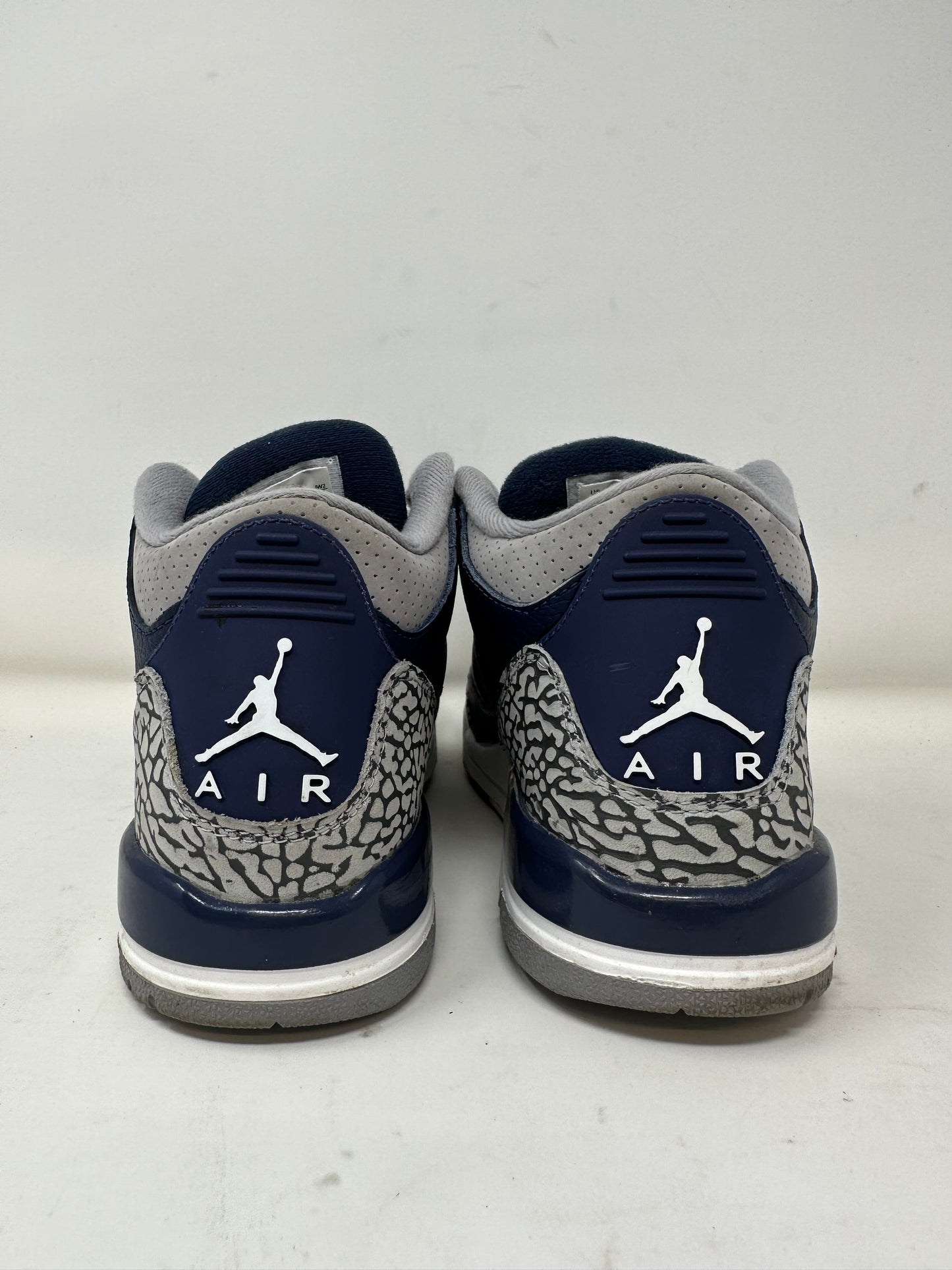 Jordan 3 GS “Georgetown”