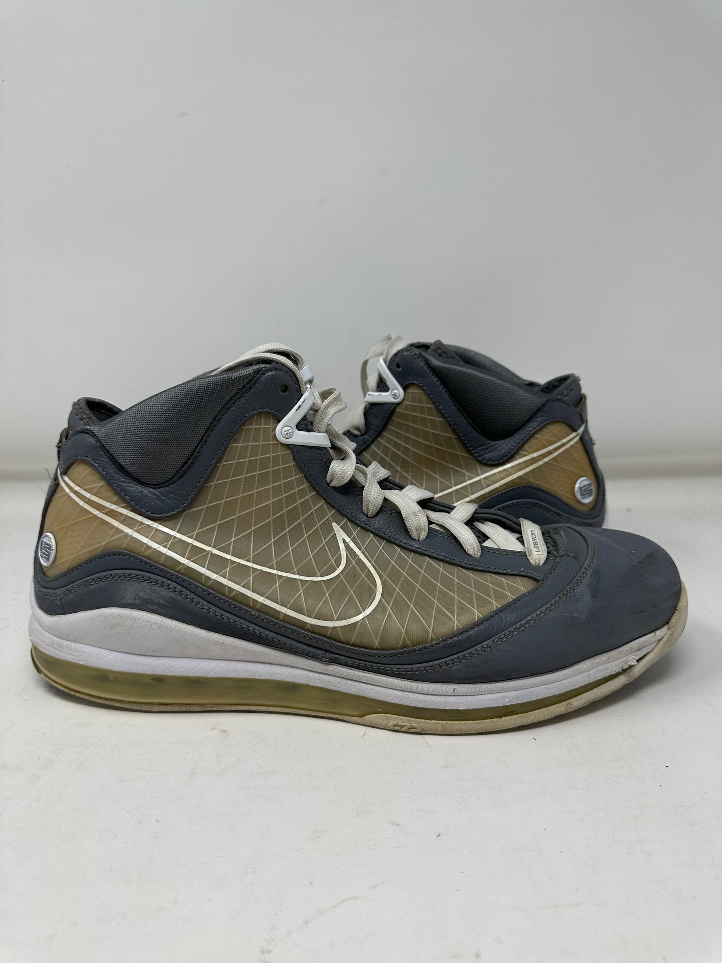 Nike Lebron 7 “Cool Grey”